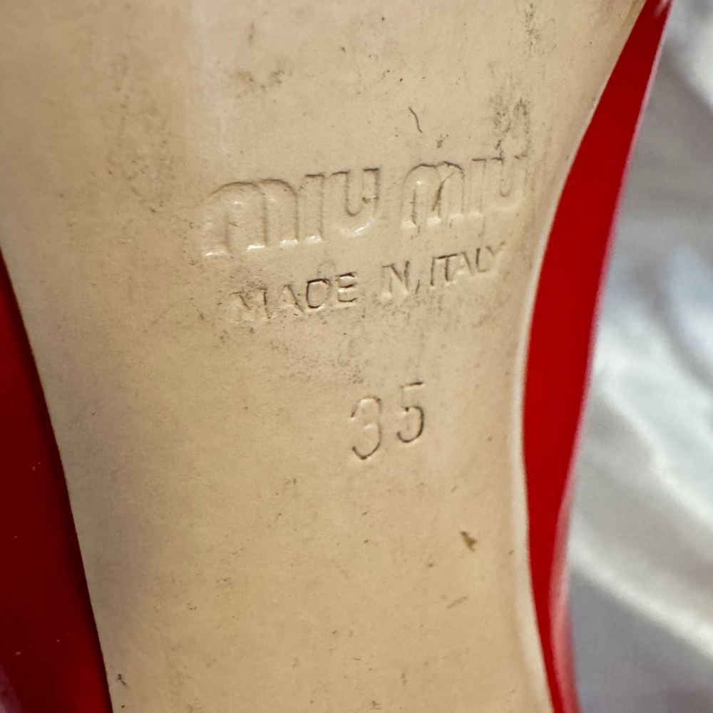 Miu Miu red patent leather heel pumps with crystal embellishments on the heels - Picture 11 of 12